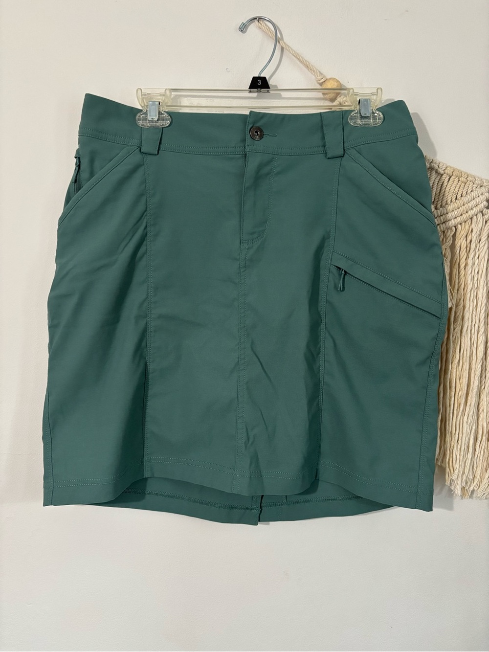 Duluth Trading Co Green Active Skort
